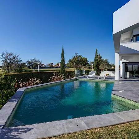 빌라 Casa Blanca *