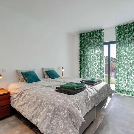 Casa Blanca * 카르보에이루