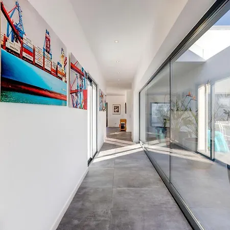 Casa Blanca * カルヴォエイロ