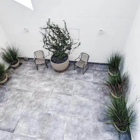 ヴィラ Casa Blanca